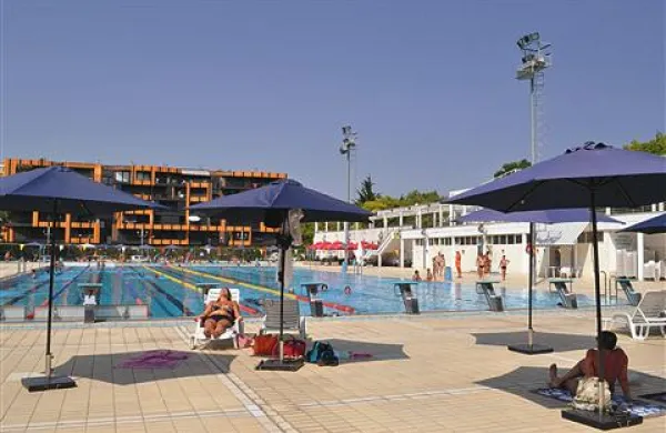 Novogoriški letni bazen je v času vročinskih valov dnevno obiskalo med 500 in 600 ljudi 