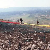 Vzletišče  Lijak, ki ga je suša “ogolila”, bo treba sanirati zaradi varnosti  vzletanja 