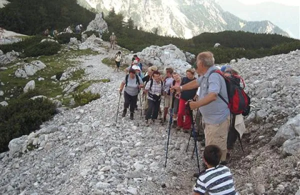 Tolminski planinci - upokojenci so se  tudi letos odločili za pot v neznano