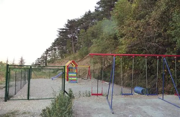 Ob črnokalski pošti bodo odprli novo igrišče