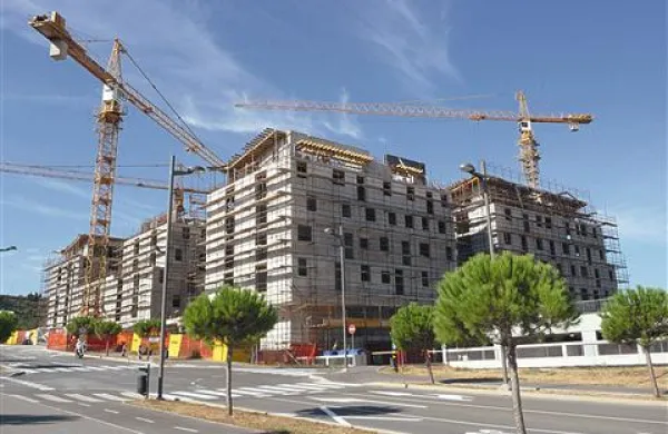 Pri Tehniku zagotavljajo, da bodo kompleks končali do  sredine  prihodnjega leta