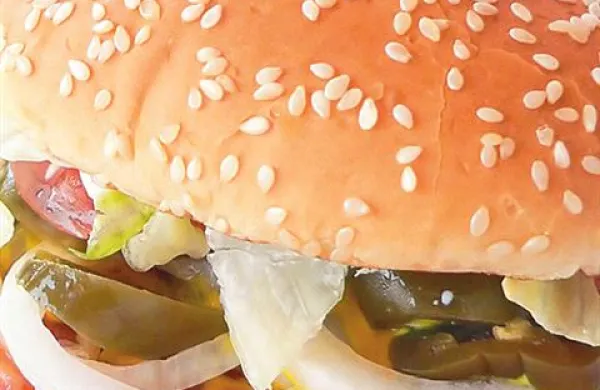 McDonald's bo prihodnje leto v Indiji odprl prvo vegetarijansko  restavracijo