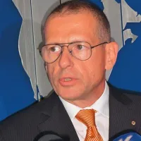 Bojan Brank bo posle od Gregorja Veselka prevzel v torek