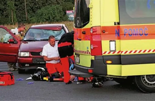 Za kolesarja so bile poškodbe usodne