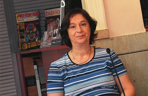 Jelka Stergel: “Glede na to, da dokumentarni film tudi v svetu pomeni neko posebno produkcijo, bi bilo vztrajanje na tem, da je igrani film srž in bistvo kinematografije, zgrešeno. To je preživet pogled na kinematografijo.”