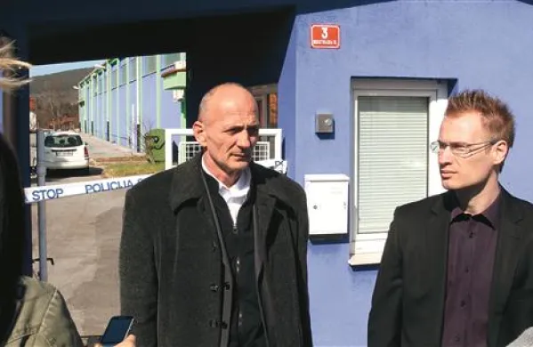 Matjaž Cegnar je marca z odvetnikom prišel na sedež Trgoavta v Hrpelje, kjer so koprski kriminalisti opravljali hišno preiskavo  