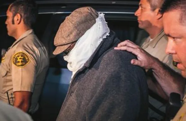 Losangeleška policija je pridržala 55-letnega producenta Nakoulo Basseleya Nakoulo, v Kaliforniji živečega egiptovskega Kopta, ki je posnel 13-minutni amaterski film Nedolžnost muslimanov