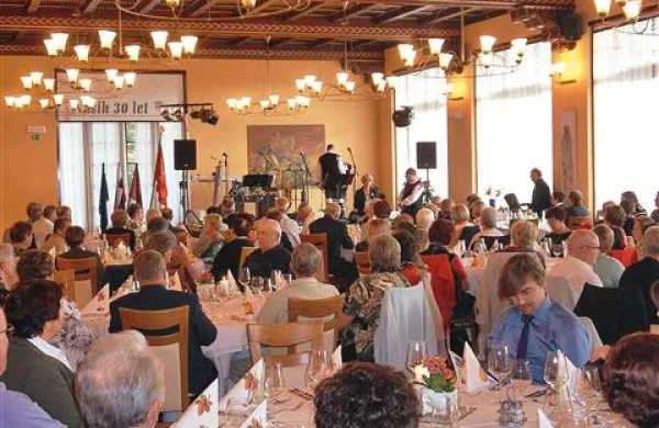 Postojnski invalidi so se ob jubileju društva tudi poveselili
