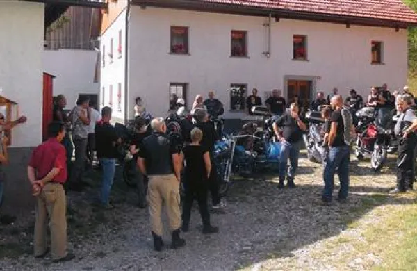Tradicionalni moto piknik v organizaciji Campa Šorli in Moto kluba Soča Tolmin 