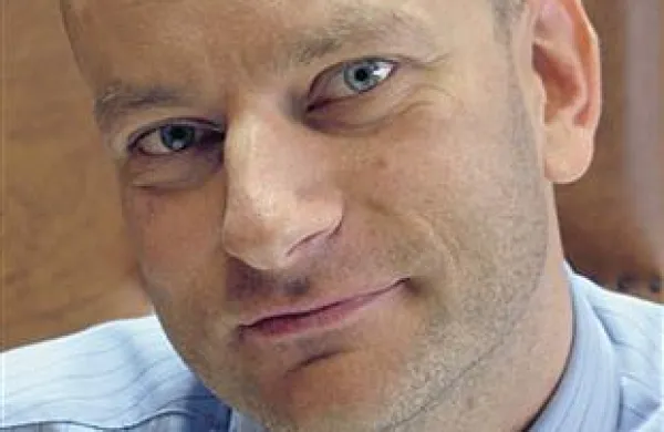 Timotej Pirjevec: “Gre za posebne zavode, v katerih se šolajo otroci z določenimi  motnjami v razvoju, a to ne pomeni, da so ti otroci vedno iz socialno šibkih družin.”