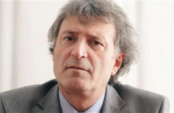 Minister za pravosodje in javno upravo Senko Pličanič je odločen, da bo javna uprava postala cenejši in boljši servis državljanov