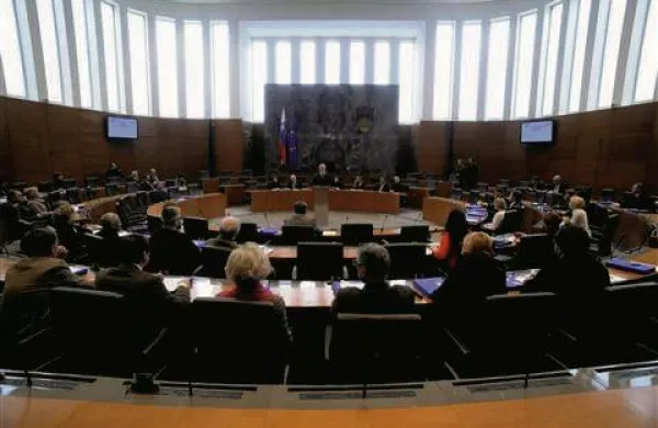 dRŽAVNI ZBOR