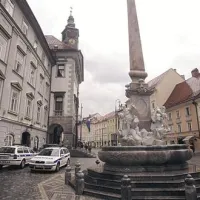 Kriminalisti preiskujejo prostore Mestne občine Ljubljana