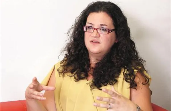 Evropska poslanka in podpredsednica SD Mojca Kleva je bila danes izvoljena v vodstvo ženske organizacije Stranke evropskih socialistov (PES Women)