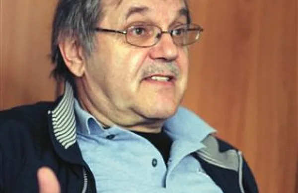 Marjan Bevk: “V Benečiji jih res ni potrebno motivirati, včasih celo oni mene motivirajo. Po naravi so zelo zagreti, jaz pravim, da   imajo mediteranski temperament in slovansko dušo. Slovanska duša je temelj umetnosti, Mediteran pa da tisto sproščenost, da se duša lahko izrazi.”