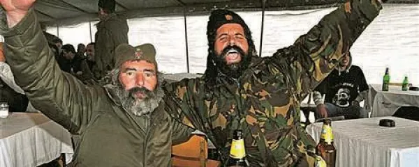 Srbsko ustavno sodi&scaron;če razveljavilo izenačitev četnikov in partizanov