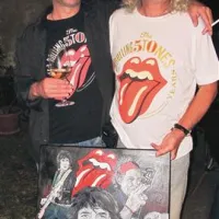Ko gre za Rolling Stonese, Slavko Franca (ob Goranu Gregoriču) nikoli ne manjka. Pred objektiv sta se postavila z likovno stvaritvijo Tine Karba