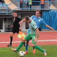 Aris Zarifović (v zeleno belem dresu) se je svojemu bivšemu klubu oddolžil za poraz v 3. krogu prvenstva