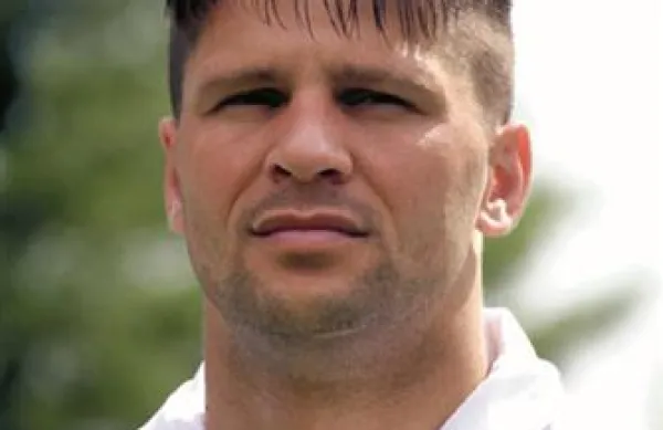 Nekdanji slovenski nogometni reprezentant Amir Karić je razglasil osebni stečaj