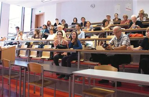  Udeleženci  so glede marsičesa soglašali, nemalokrat pa so ostali narazen, vsak zvest svojim načelom in prepričanjem