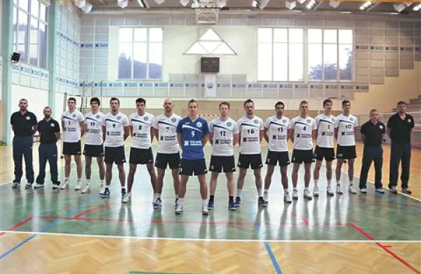 Odbojkarji Salonita so  Kranju premagali domači Astec Triglav s 3:1 (fotografija je iz arhiva)