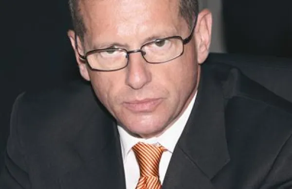 Sedanji predsednik uprave Bojan Brank ostaja na čelu Luke Koper do nadaljnjega