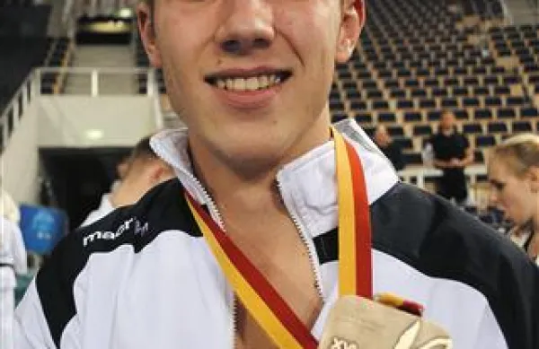 Dimitrije Prodić je na svetovnem prvenstvu tradicionalnega karateja zveze ITKF osvojil bronasto medaljo v borbah med mladinci
