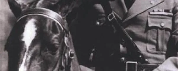 V ognju slave in sramote