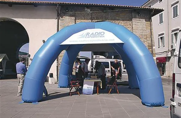 Fotoutrinek s terenskega dela 