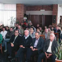  Desno: Danilo Markočič, Dino Pucer, Edi Andreašić in  Dušan Moljk, levo Lejla Hercegovac 