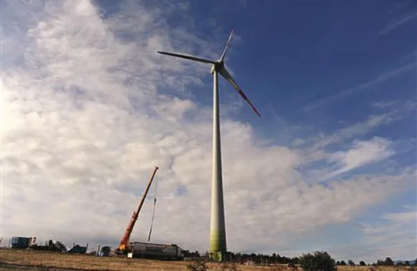  Več kot 70 odstotkov ozemlja Slovenije je primernega za gradnjo vetrnih elektrarn, torej ne sodi v nobeno od kategorij občutljivosti z vidika varstva ptic