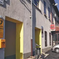Poštni nabiralniki “izginjajo”, ker se v njih znajde vse manj pošte