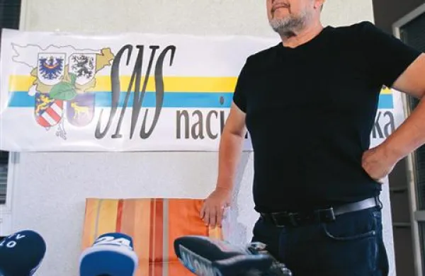 Višje sodišče je potrdilo sodbo zoper predsednika SNS Zmaga Jelinčiča zaradi krive ovadbe, ki jo je ta sprožil proti Draganu Matiču in Miranu Štupici