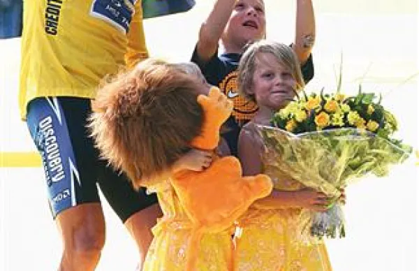 Lance Armstrong s svojimi otroki