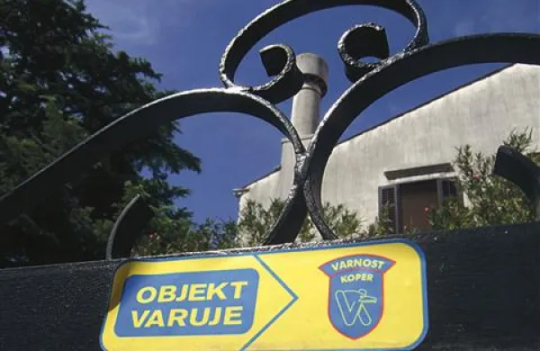 Obstaja zelo majhna verjetnost, da bi se v stečajni masi našel denar za izplačilo varnostnikov v Varnost Koper