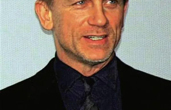 Daniel Craig