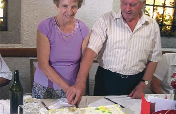 Vilma in Zdravko Mržek iz Hruševice sta praznovala zlato poroko