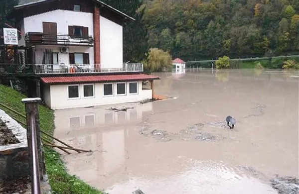 Reka Soča najvi&scaron;ja v treh desetletjih