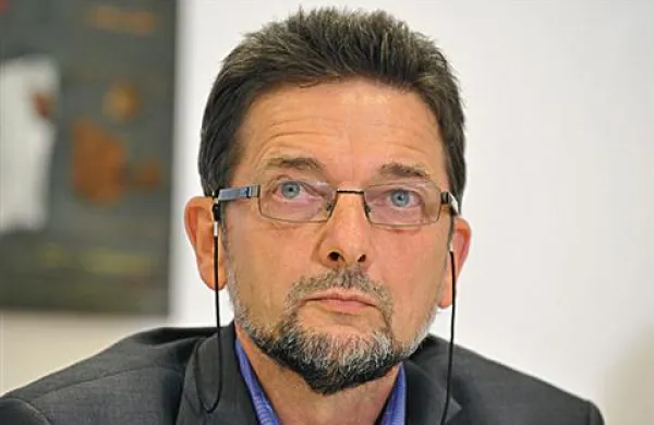 Ivan Štuhec bo v drugem korgu predsedniških volitev podprl Boruta Pahorja