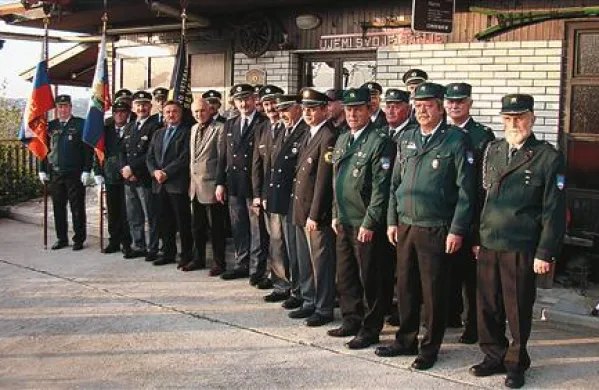 Društvo veteranov SEVER Severne Primorske je  v  Vedrijanu odkrilo spominske ploščo na hiši, ki je v letih 1990 in 1991 služila tudi kot tajno skladišče orožja  tedanje milice