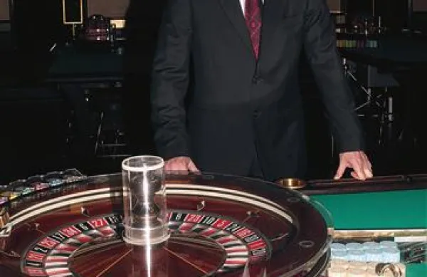 Delo Tomaža Krajnca v Casinoju ima pod drobnogledom inšpektor za delo 