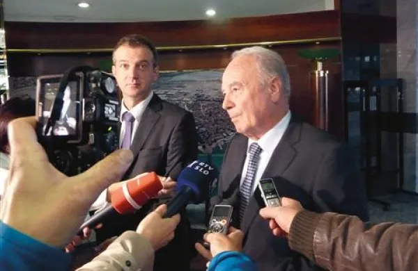 Šef Intereurope Ernest Gortan (levo) in prvi nadzornik  Bruno Korelič komaj čakata, da se bo družba otresla teže napak iz preteklosti in se povsem posvetila novim poslom