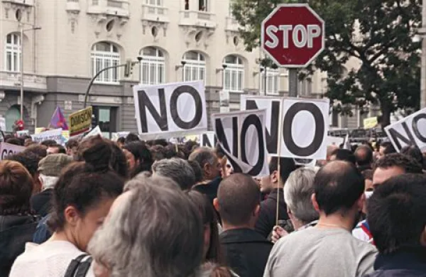 V Španiji in na Portugalskem danes v okviru evropskega dneva akcije in solidarnosti potekata splošni stavki
