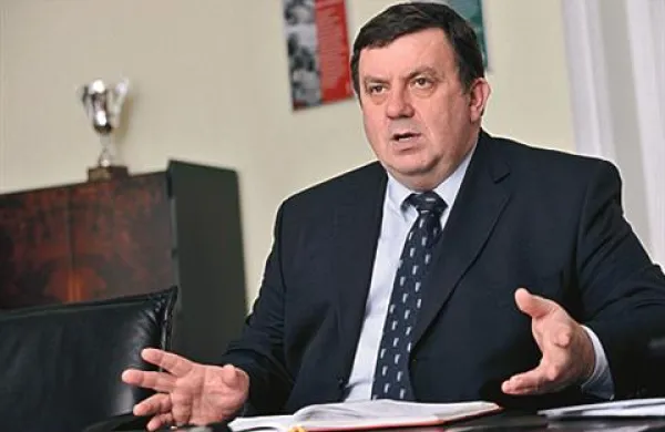 Generalni direktor ZZZS Samo Fakin