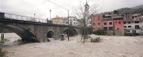 Ko se razjezi narava, ne velja nobeno sprenevajanje več 