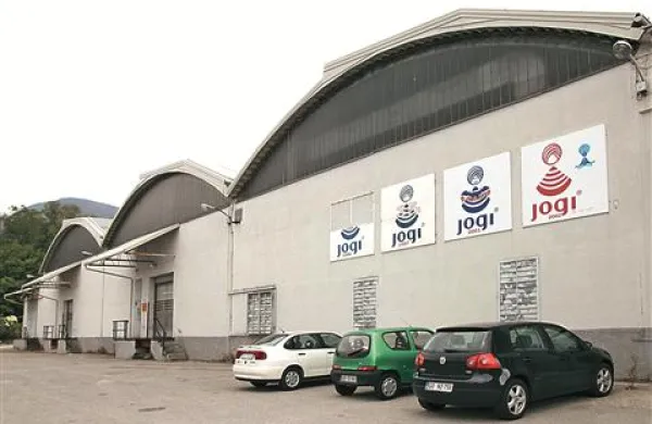 Nekdanji zaposleni družbe Meblo Jogi želijo nadaljevati proizvodnjo vzmetnic