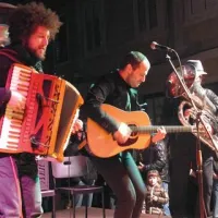 Enako navdušujoča kot Rudi Bučar sta bila za občinstvo Janez Dovč na harmoniki in Goran Krmac na tubi