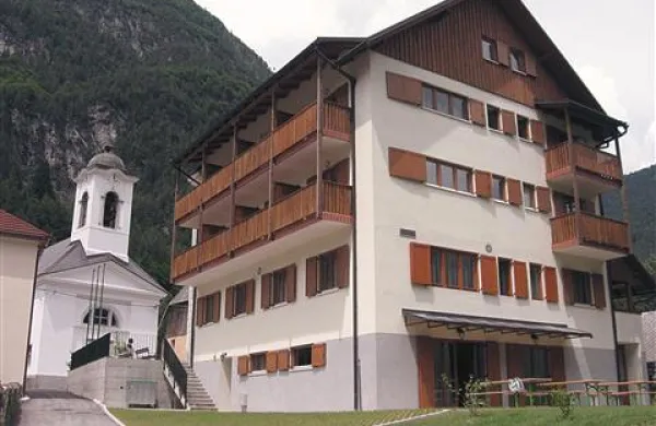 Hotel z 32 posteljami zapušča že četrti najemnik