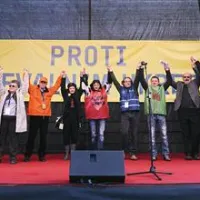 Vodilni sindikalisti so bili zadovoljni s protestom, ki pa se ga je udeležilo manj ljudi kot protestov  v letu 2007