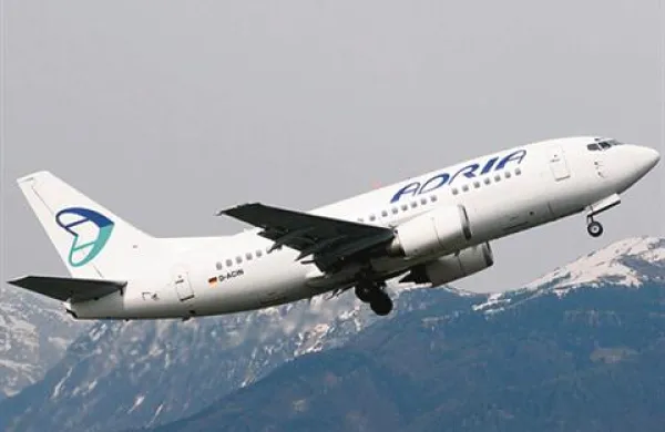 Evropska komisija je začela preiskavo, da bi ugotovila, ali je vrsta državnih ukrepov v korist slovenskega letalskega prevoznika Adria Airways v skladu s pravili EU o državni pomoči